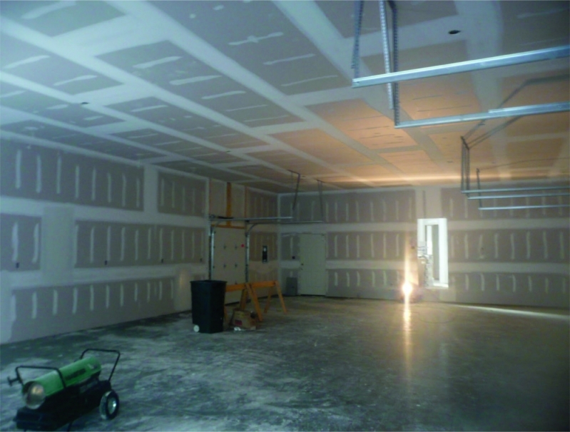 montagem de parede de drywall em galpão Itatiba