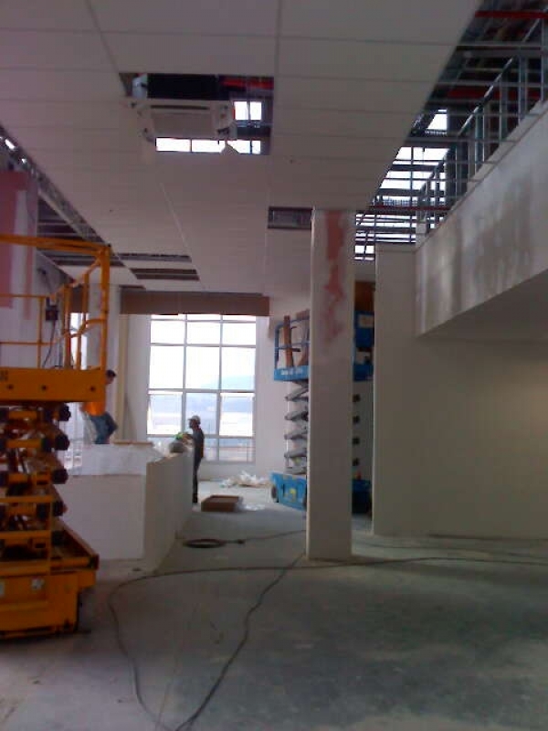 onde faz montagem de parede de drywall em galpão Araras