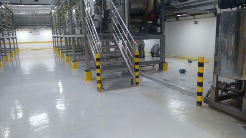 pintura epóxi em piso de concreto Sorocaba