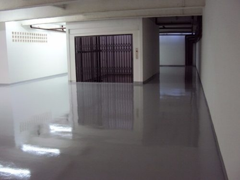 piso autonivelante poliuretano  preço Cabreúva